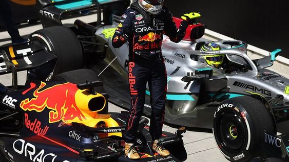 Verstappen se defendió al final y consiguió la victoria en el Gran Premio de Canadá