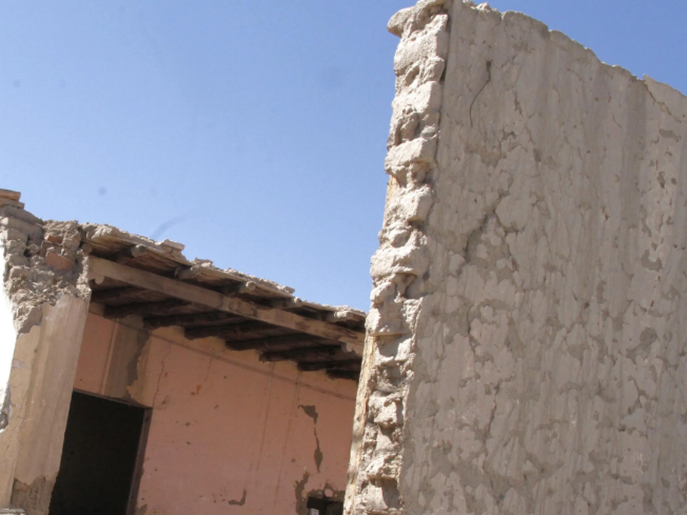 Una familia se salvó de lo peor luego de que se derrumbara el techo de su casa