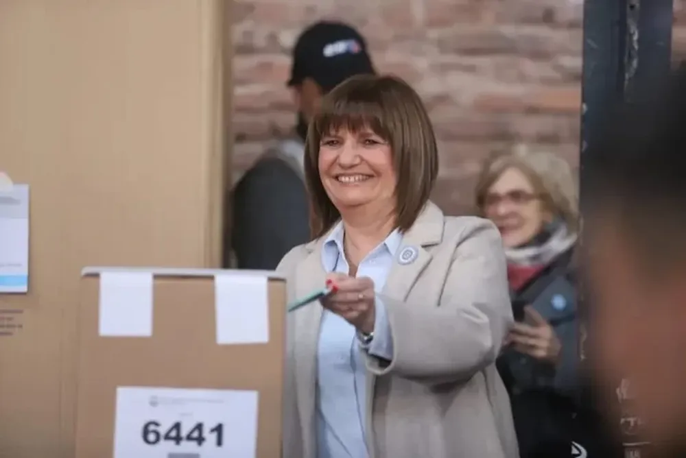 Bullrich votó y le respondió a CFK: “Es una excusa para no hacerse cargo”