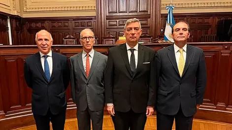Manuel García-Mansilla juró como juez de la Corte Suprema ante Horacio Rosatti