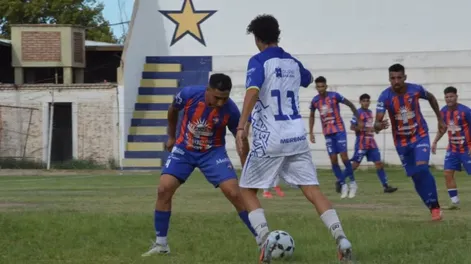 Iguales. En la calle Sargento Cabral, Minero empezó ganando pero Colón se lo empató en el complemento.