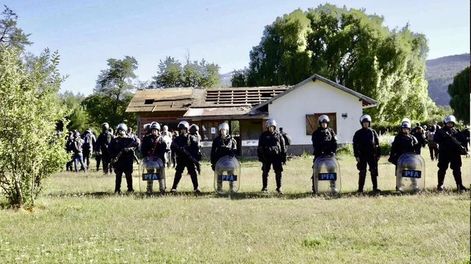Desalojaron a un grupo mapuche que usurpaba parte del parque nacional Los Alerces desde 2020