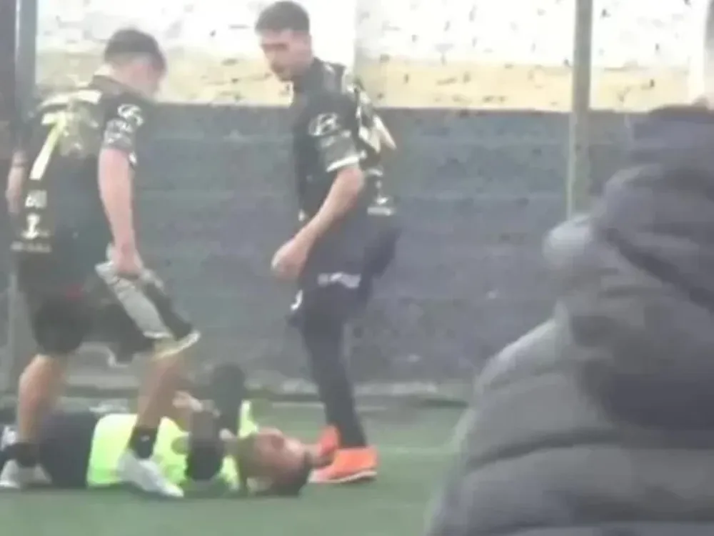 Se quitó la vida el joven que había desmayado de una patada a un árbitro