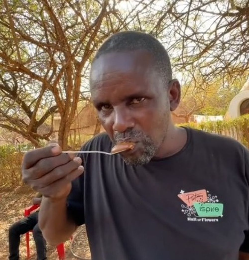 Argentino le dio de probar dulce de leche a un grupo de africanos y la reacción es imperdible