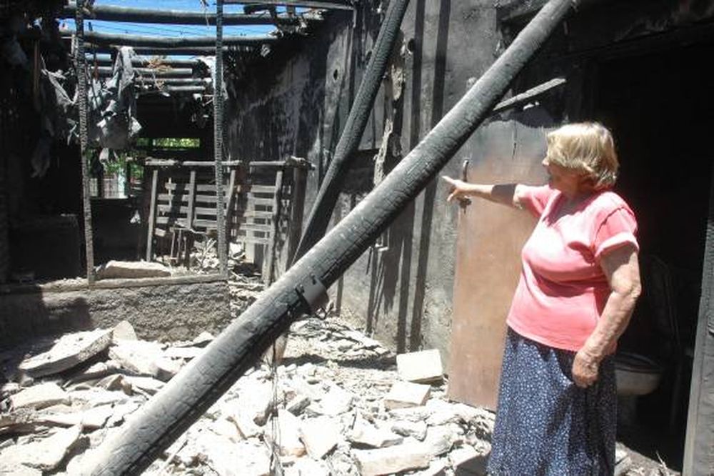 El fuego dejó sin nada a un joven