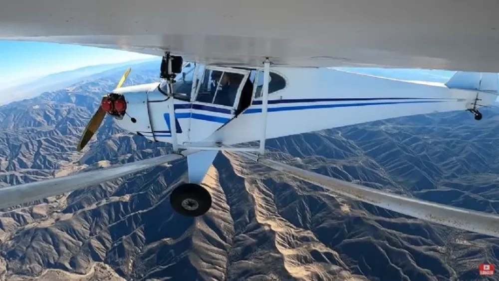 VIDEO: un youtuber estrelló su avioneta para obtener más visitas y ahora podría ir a la cárcel