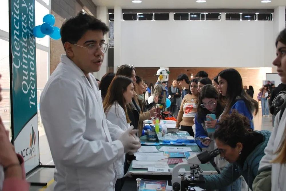 El próximo 27 y 28 de mayo la UCCuyo realizará una nueva edición de la Expo Vocacional para estudiante secundarios.