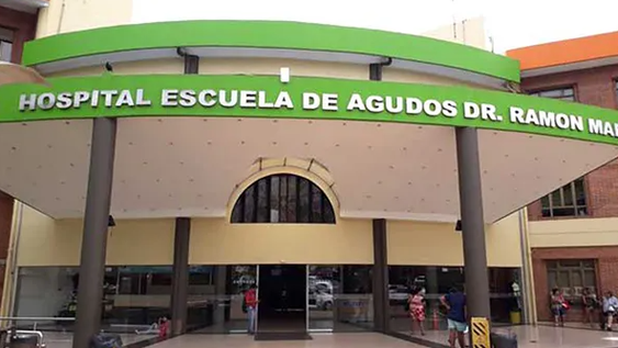 Deberán operarlo luego de ser atacado por su compañero de 12 años con una birome