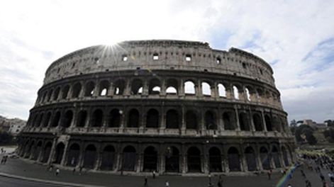 Se inclina el Coliseo