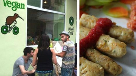 Salvaje ataque con salchichas a un restaurante vegano