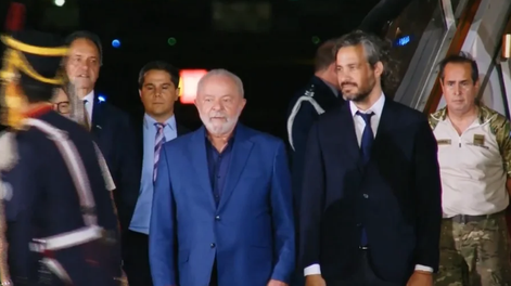 Llegó Lula da Silva a la Argentina relanzar la relación bilateral y participar de la Cumbre