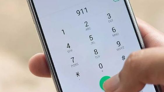 Un nene de 12 años llamó al 911 para avisar que sus padres se estaban peleando