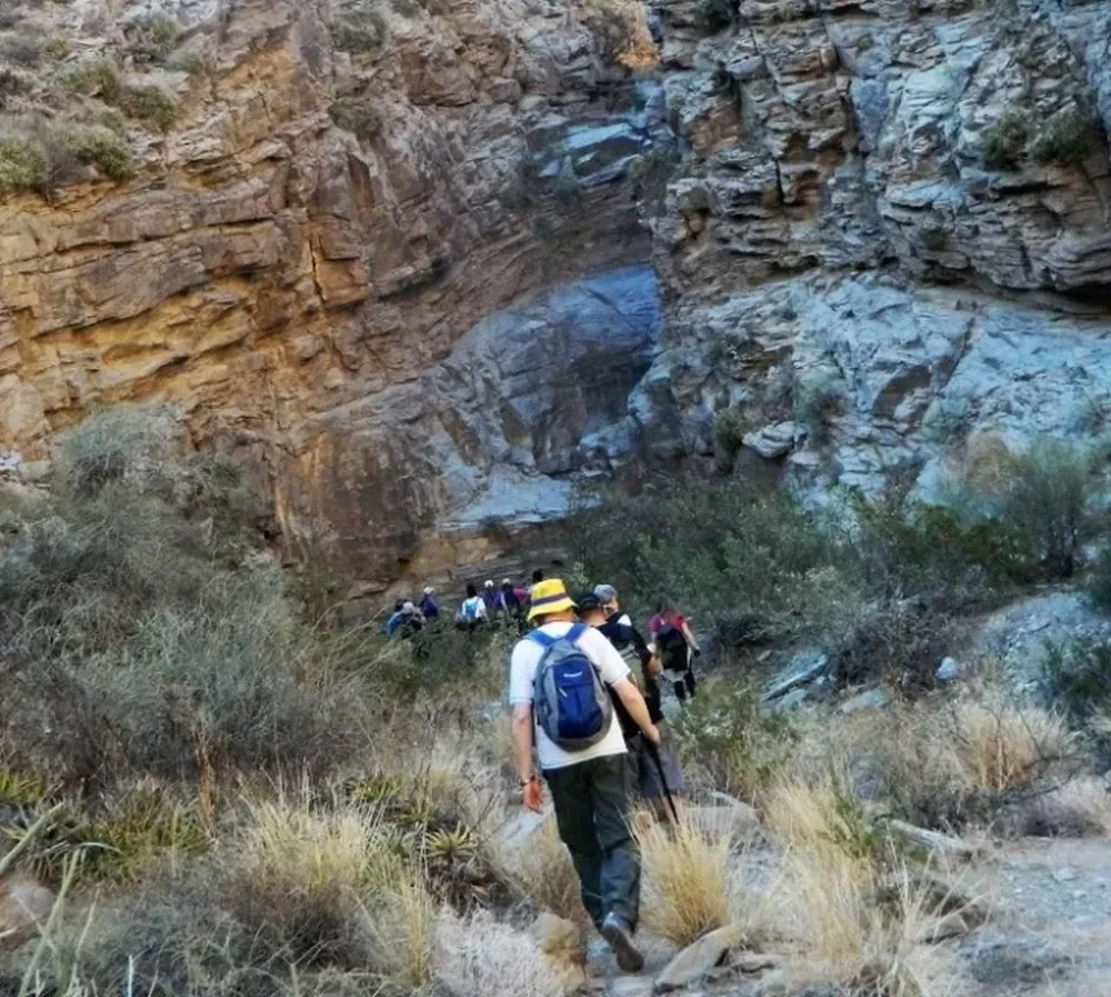 Con paseos en un cerro emblemático buscan alentar el turismo en Caucete