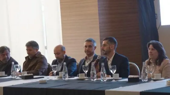 La movida de Aranda por “Massa presidente” arrancó sin figuras estelares del PJ