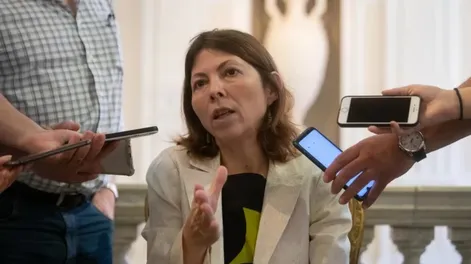 Batakis se reunió con Guzmán para ordenar la transición