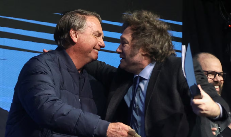Bolsonaro junto a Javier Milei. Foto archivo.
