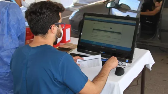 Paso a paso, cómo confirmar la combinación de Astrazeneca como segunda dosis de Sputnik