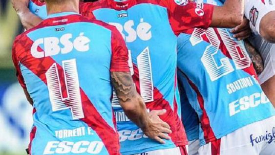 Arsenal define su pase contra Cristal