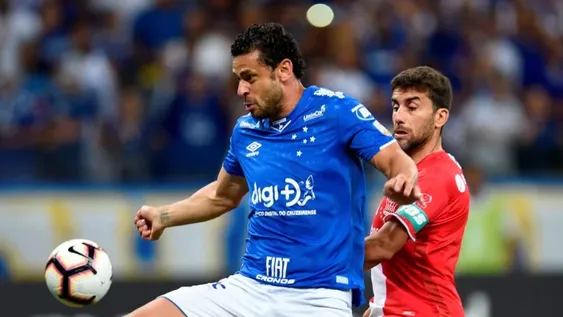 Copa Libertadores: un Cruzeiro intratable goleó a Huracán