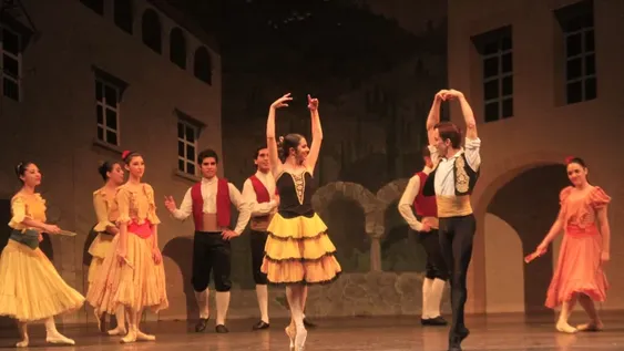 Malestar porque a pocas horas de la segunda función de Don Quijote se bajaron las 2 figuras