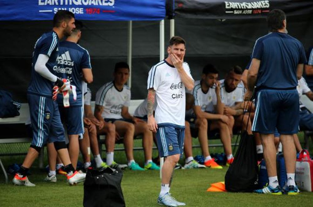 Messi sigue siendo la gran duda para el debut