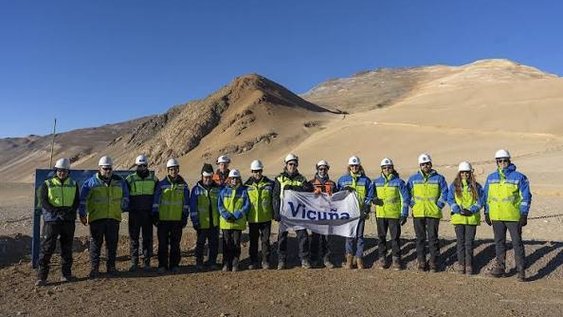 la construccion, los proveedores mineros y la cgt respaldaron el acuerdo por u$s250 millones entre san juan y vicuna
