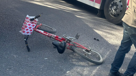 Rivadavia: imputaron al chofer de colectivo que atropelló a una ciclista y la dejó con un cuadro irreversible