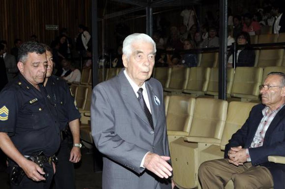 Dictaron perpetua con prisión efectiva para Menéndez