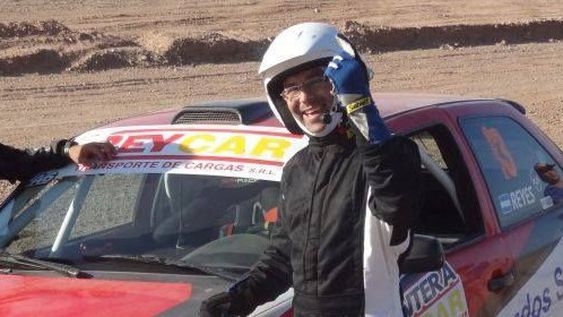 Procesan por contrabando al corredor de motos, al piloto de rally y a su familia