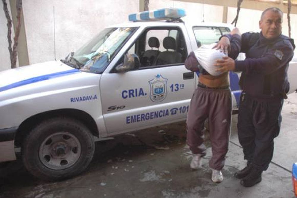 Cae por asaltar a ex compañera