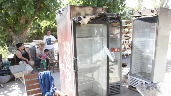 Pérdidas totales en un maxiquiosco por un incendio