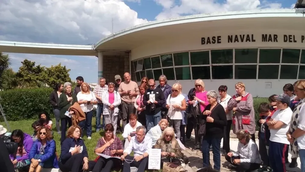 Más familiares participarán en la búsqueda del submarino para “despejar todas sus dudas”