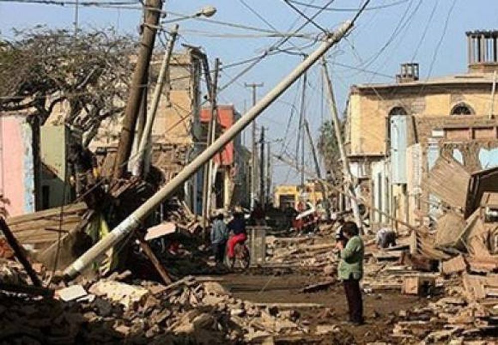 Al menos 81 muertos por un terremoto de 7,8 grados en Irán