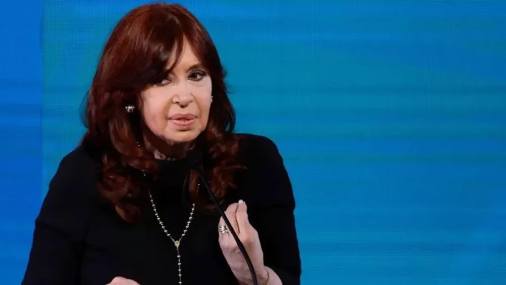 La UIF y la AFIP se sumaron al fiscal Marijuan y pidieron que CFK sea sobreseída