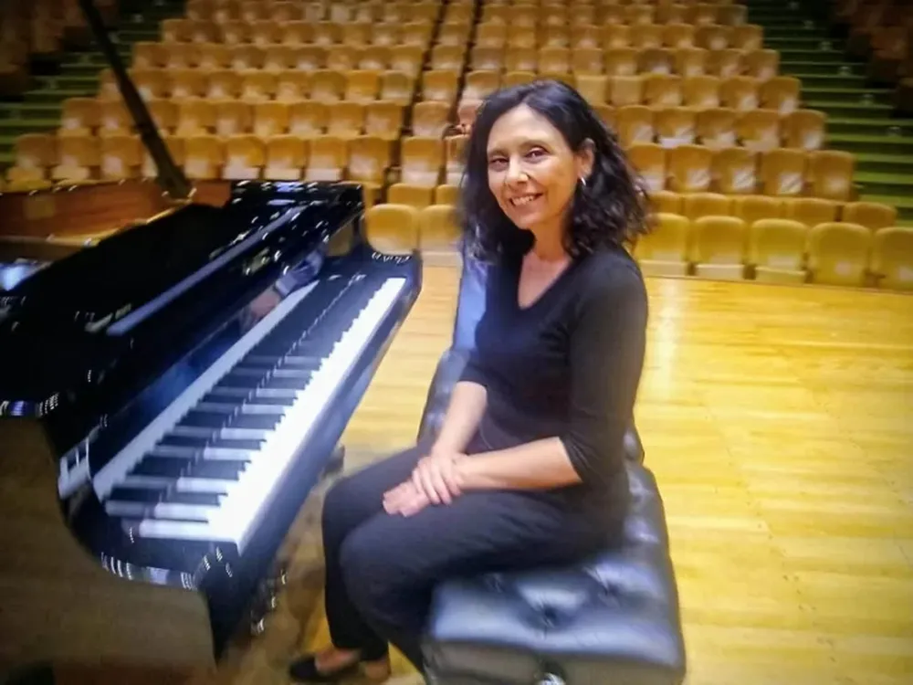 Beatriz Yacante, pianista, docente e investigadora sanjuanina ha contribuido a la formación de generaciones de pianistas y a la difusión del repertorio latinoamericano