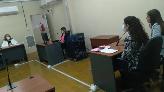 Se exhibía y abusaba de tres niñas, dos quisieron matarse, lo condenaron a 7 años