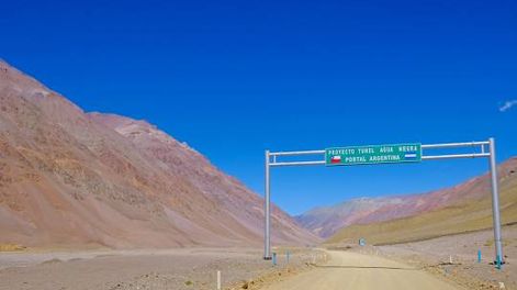 Paso de Agua Negra, que une San Juan con la IV Región de Coquimbo.