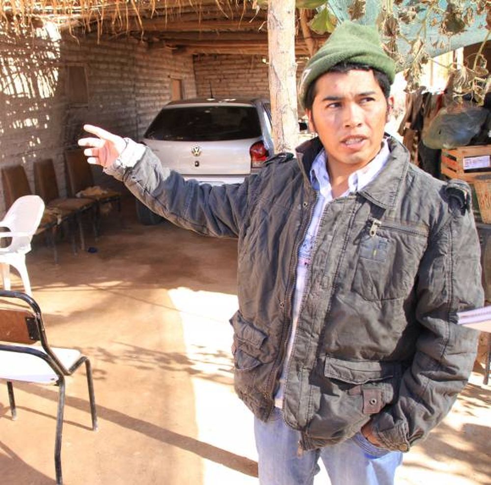 Cinco delincuentes armados  roban $30.000 a una familia