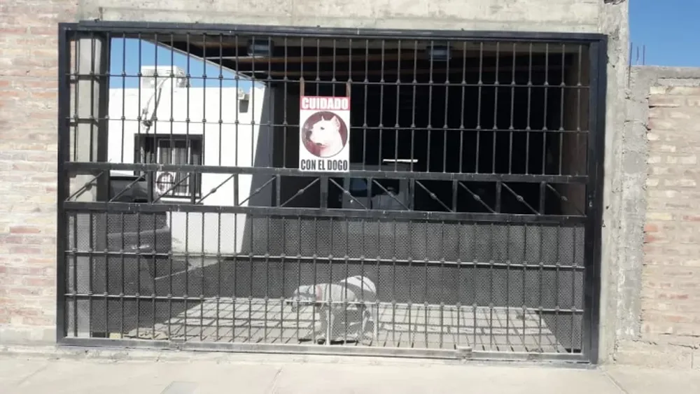 Entregó a su propio hijo ante la policía después que intentara robar en Rawson