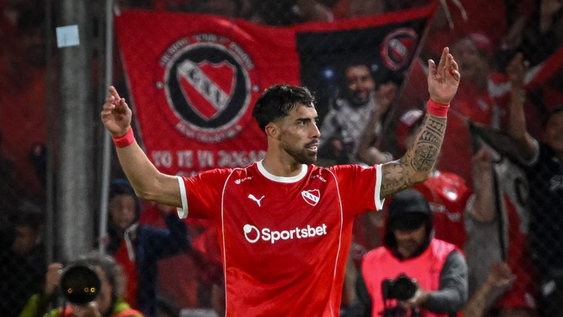 Independiente festeja un triunfo clave ante Racing Club en el clásico de Avellaneda. &nbsp;
