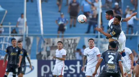 San Lorenzo rescató un empate sin goles en su visita a Atlético Tucumán
