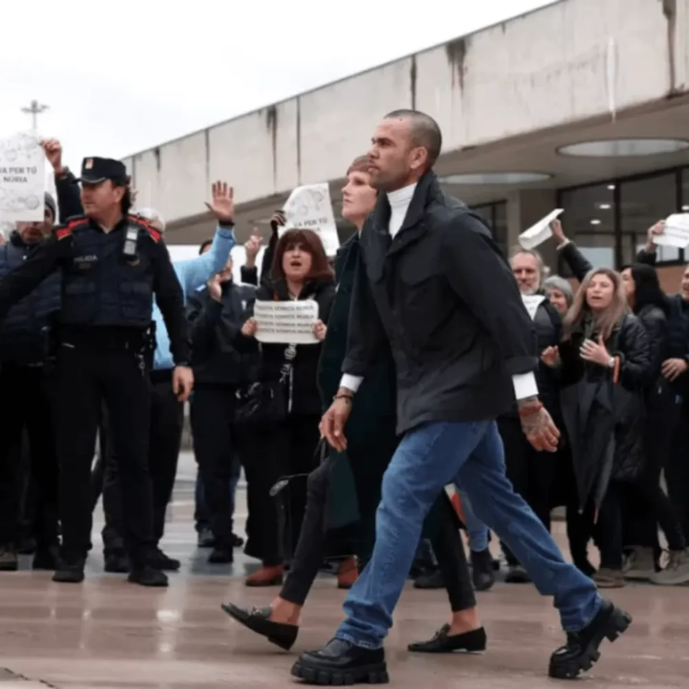 Dani Alves ya está en libertad tras pagar la fianza de un millón de euros