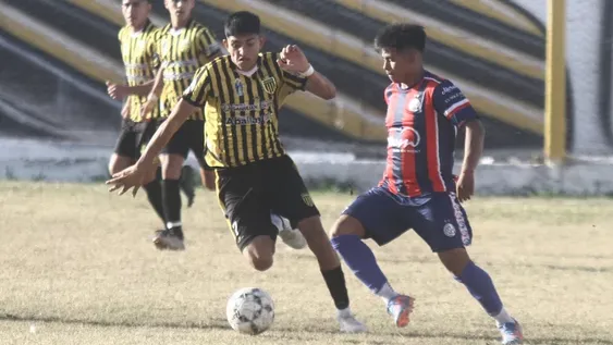 San Lorenzo manda solo