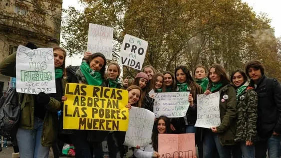 Las pautas para aplicar la ley (IVE) de Interrupción Voluntaria del Embarazo