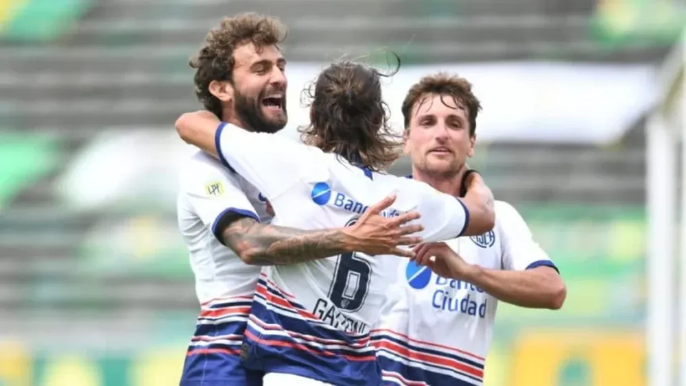 San Lorenzo no pudo ante 12 de Octubre y complicó sus chances de clasificación