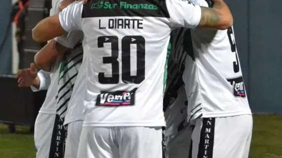 ESTRENO. San Martín empezó ganando con Racing y mostró cosas positivas.