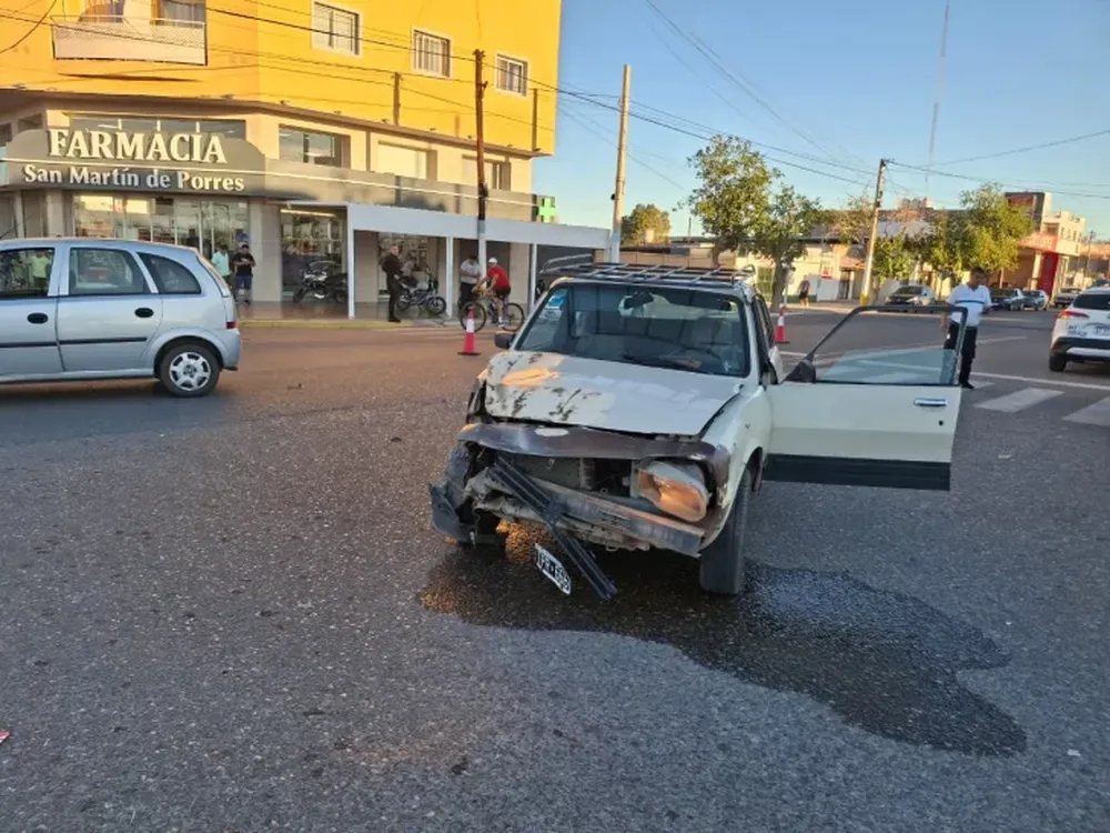 Violento accidente en Rawson: un padre y sus dos hijos terminaron en el hospital