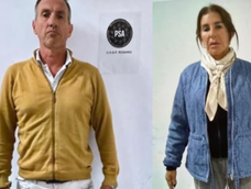 Pareja detenida por tener sexo en un avión que hacía el trayecto Panamá-Rosario. Pareja detenida por tener sexo en un avión que hacía el trayecto Panamá-Rosario.