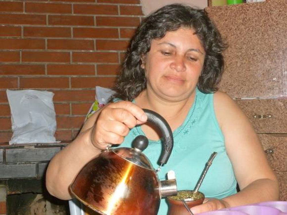Ser madre de sus nietos tras el crimen de su hija