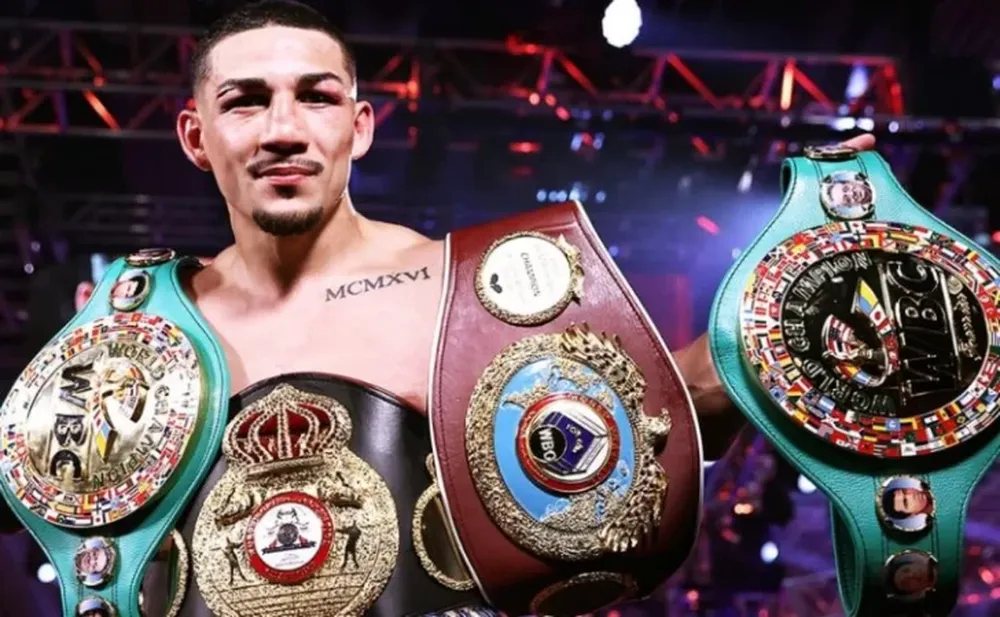 López, nuevo rey en ligero: le ganó a Lomachenko con un fallo escandaloso